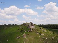 Pershak Tovtra with a Cave